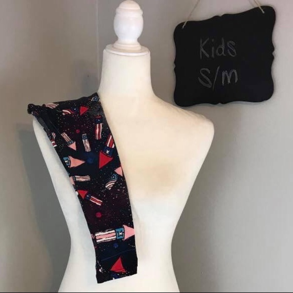 S/M kids LuLaRoe Americana leggings